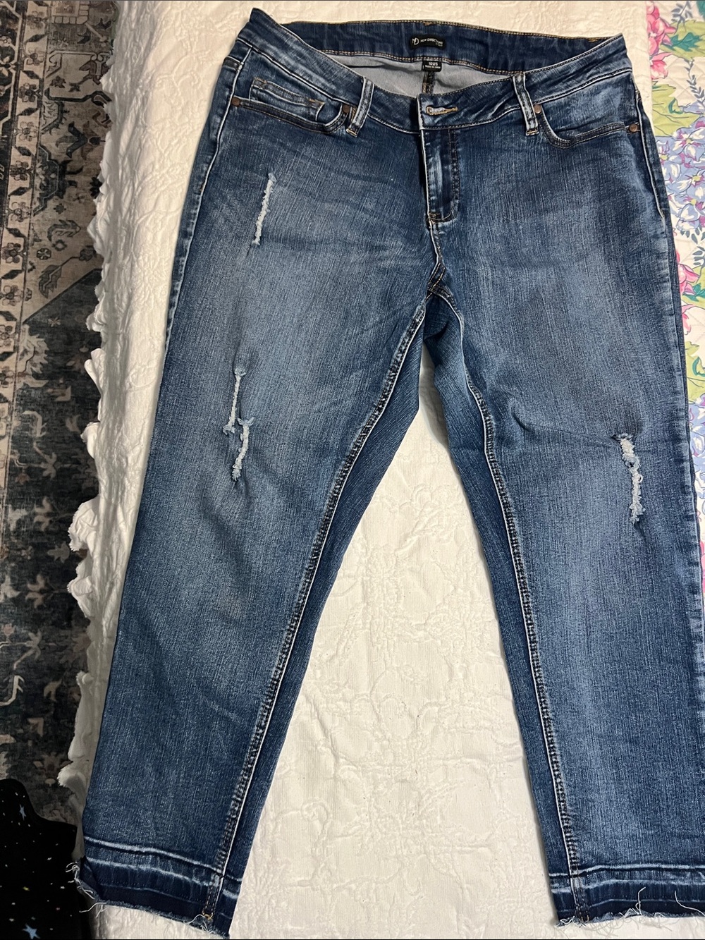 new directions Blue Distressed Cropped Jeans